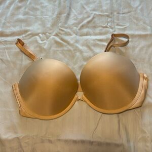 36 D Nude Victorias Secret push-up tshirt Bra NWT
